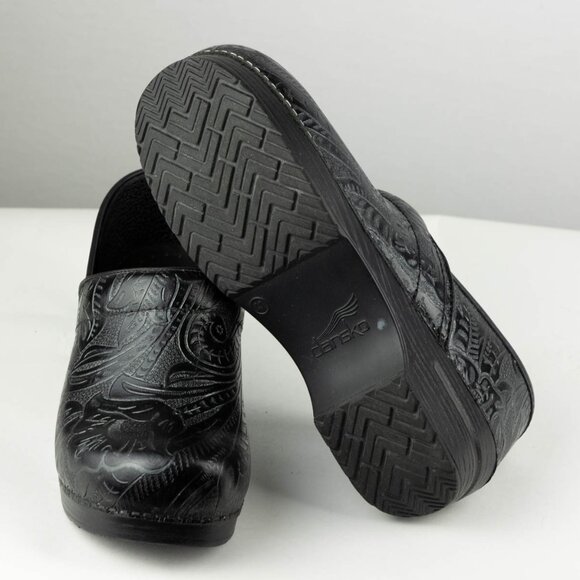 Dansko Professional Tooled Leather Clogs – Black – Wide – Size 41W (US 10.5–11W) - Picture 9 of 12